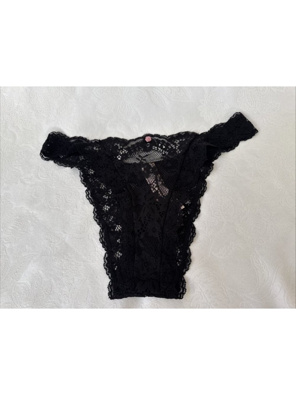 VICTORIA'S SECRET L BLACK HIGH LEG BRAZILIAN LACE THONG PANTIES BOW LACE NWT